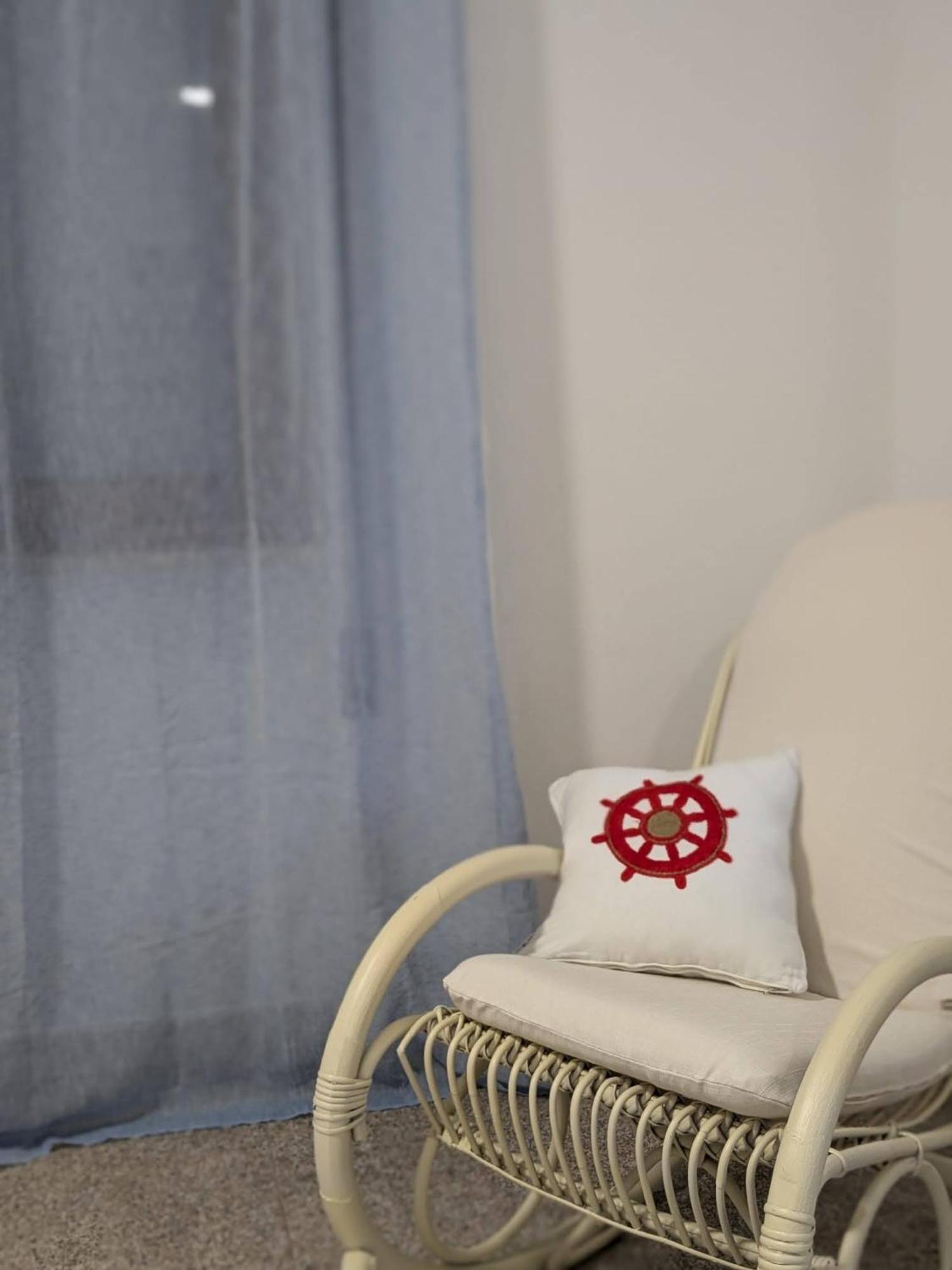 Albatro Mare Apartment มารีนา ดี มันกาแวร์ซา ภายนอก รูปภาพ