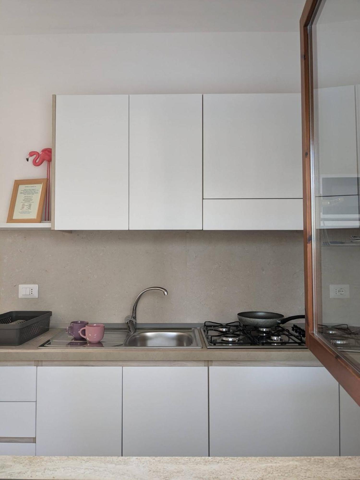 Albatro Mare Apartment มารีนา ดี มันกาแวร์ซา ภายนอก รูปภาพ