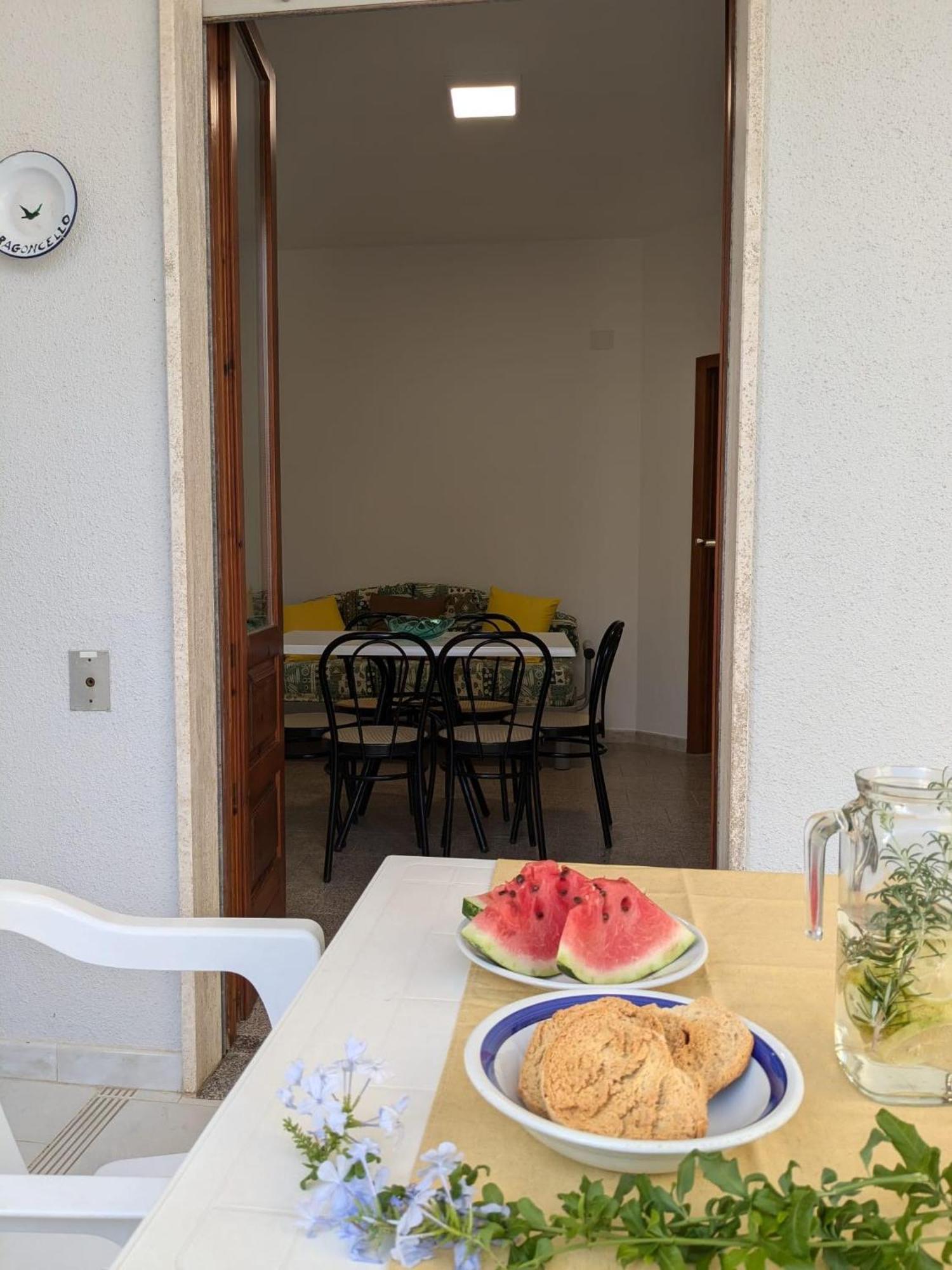 Albatro Mare Apartment มารีนา ดี มันกาแวร์ซา ภายนอก รูปภาพ