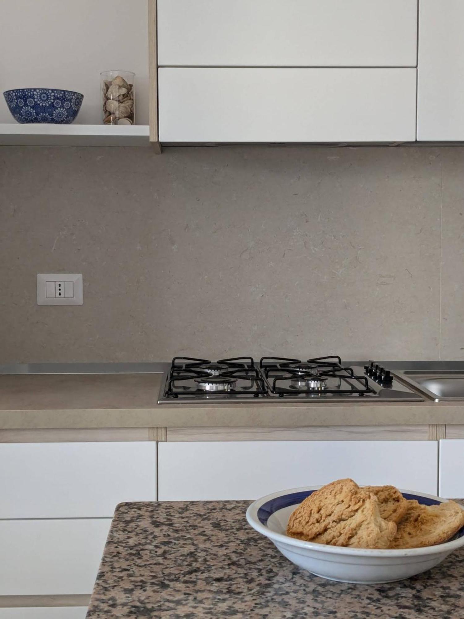 Albatro Mare Apartment มารีนา ดี มันกาแวร์ซา ภายนอก รูปภาพ