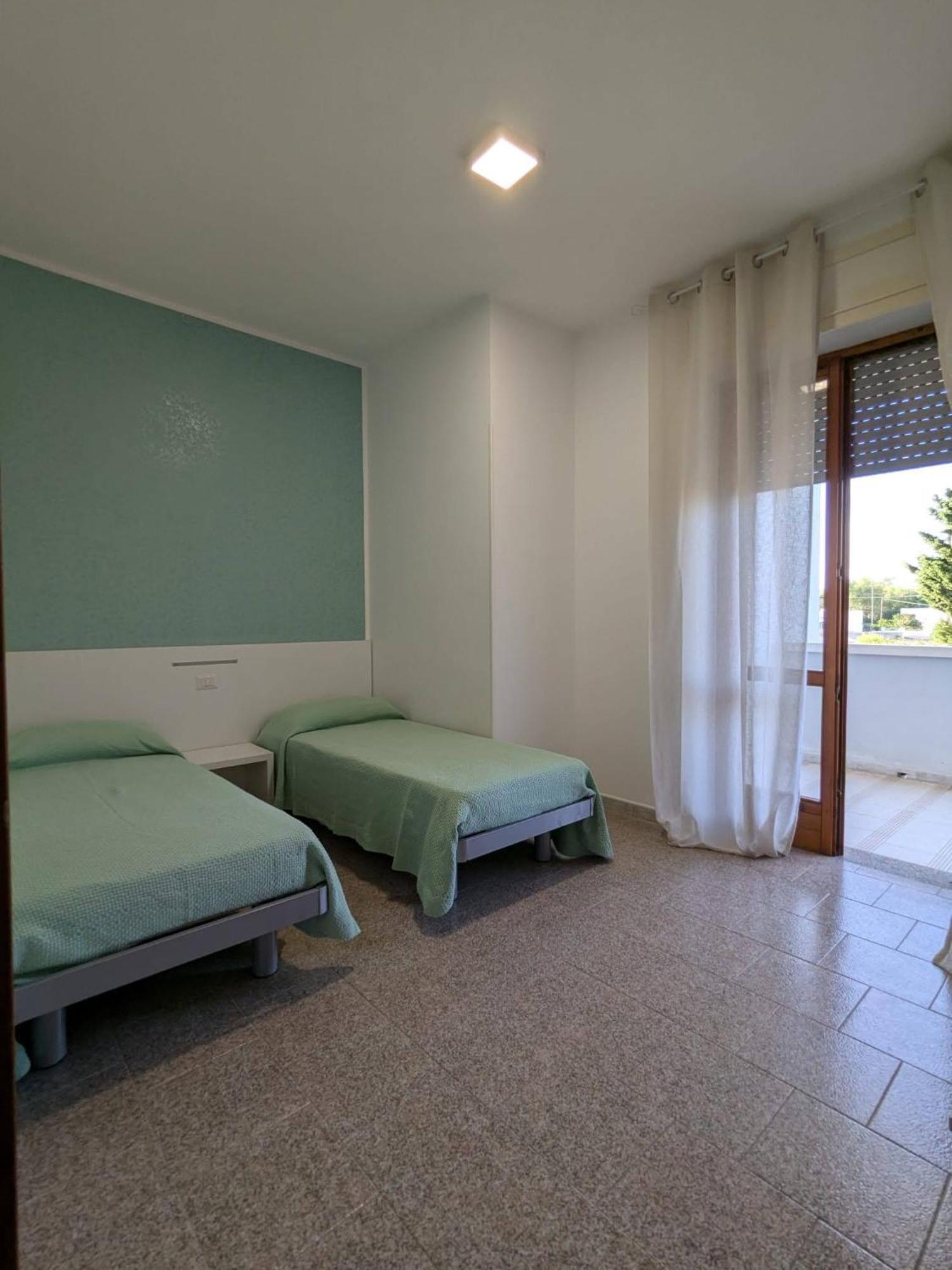 Albatro Mare Apartment มารีนา ดี มันกาแวร์ซา ภายนอก รูปภาพ