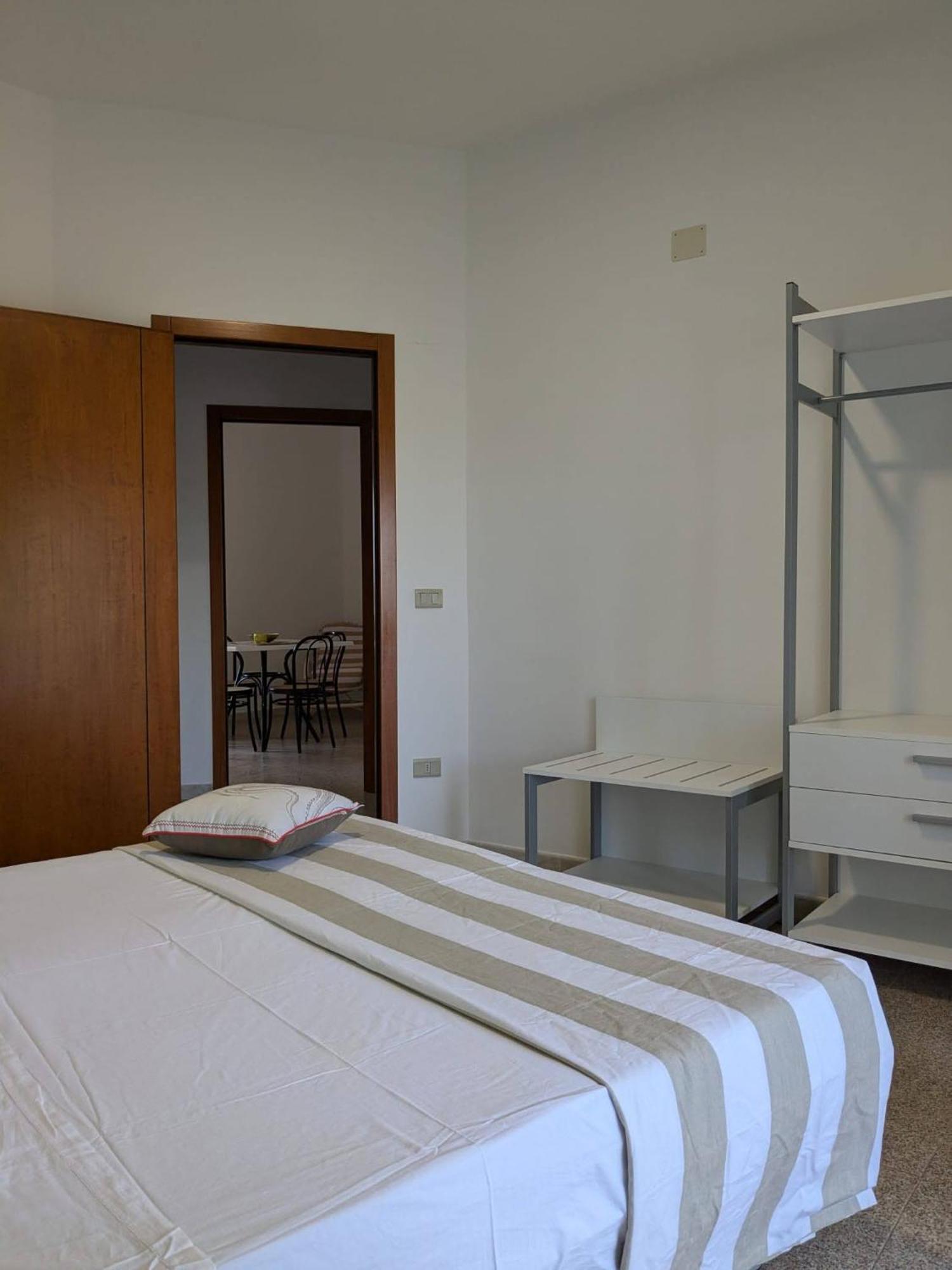 Albatro Mare Apartment มารีนา ดี มันกาแวร์ซา ภายนอก รูปภาพ