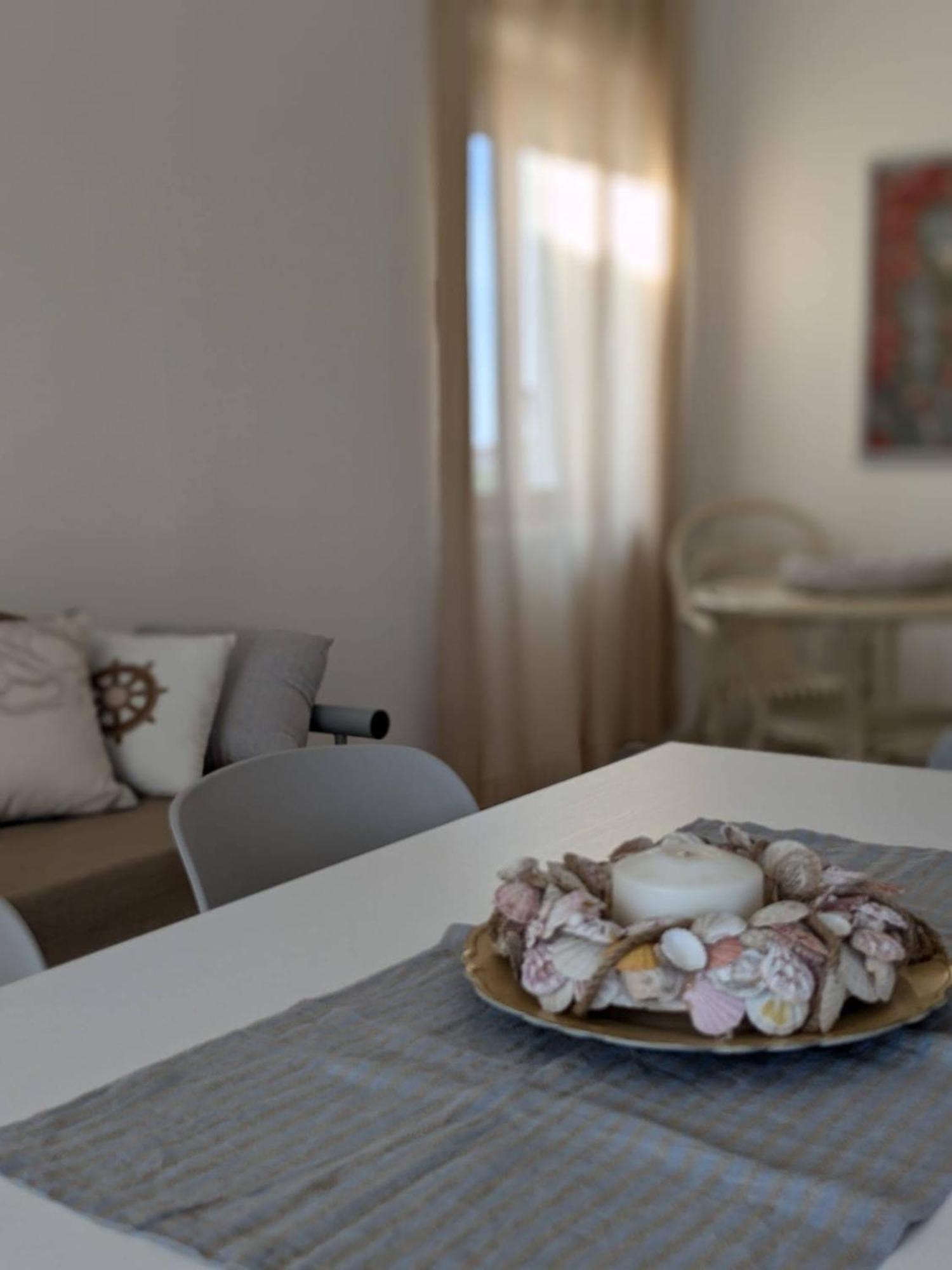 Albatro Mare Apartment มารีนา ดี มันกาแวร์ซา ภายนอก รูปภาพ