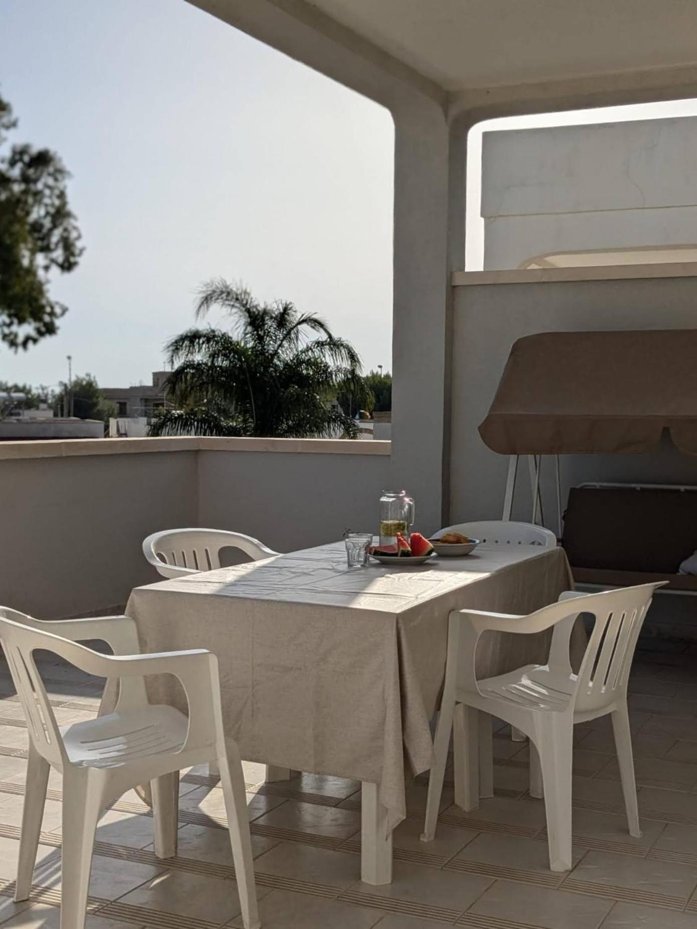Albatro Mare Apartment มารีนา ดี มันกาแวร์ซา ภายนอก รูปภาพ